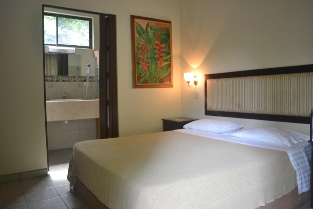 Hotel Luz De Luna Uvita Habitación foto
